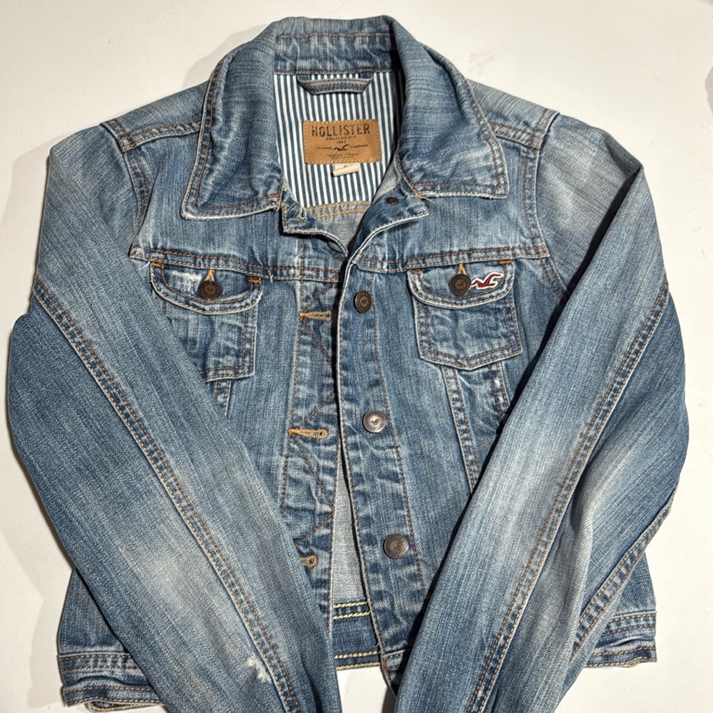 Hollister Jean Jacket size small